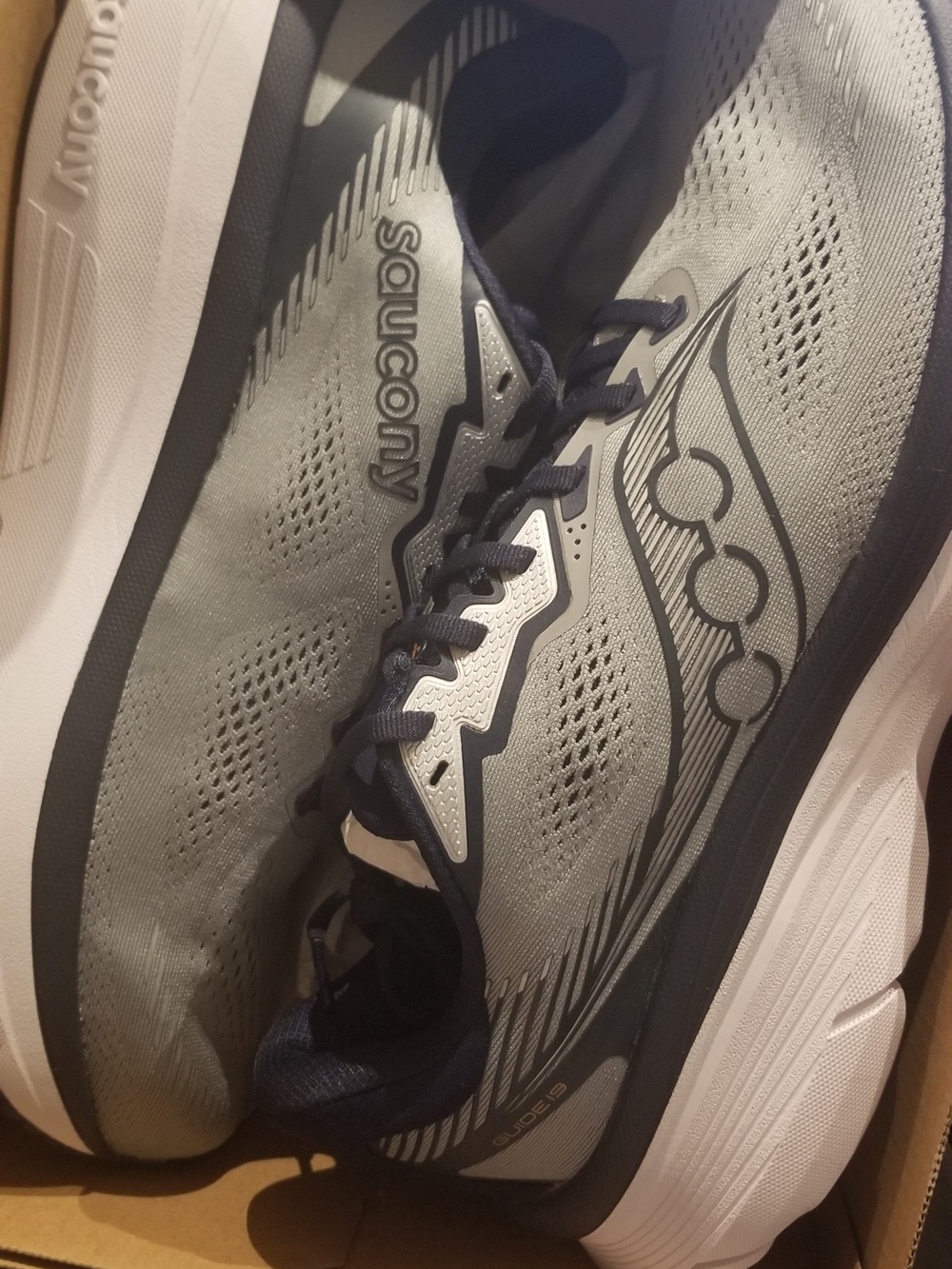 Saucony Gray & Navy Men's Running Shoes